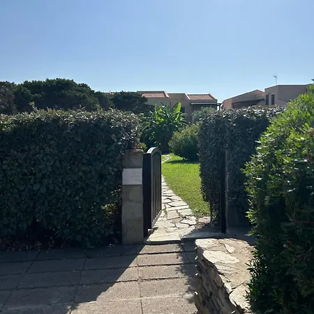 Con Giardino Sulla Della Pelosa Stintino